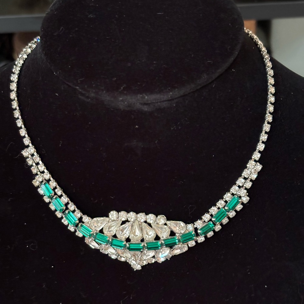 Vintage 17” Miriam Haskell Signed Rhinestone and Green Necklace